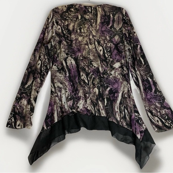 Snakeskin Print Abstract Long Sleeve Tunic Blouse Sharkbite Hem L Ruffle V Neck - Picture 2 of 8